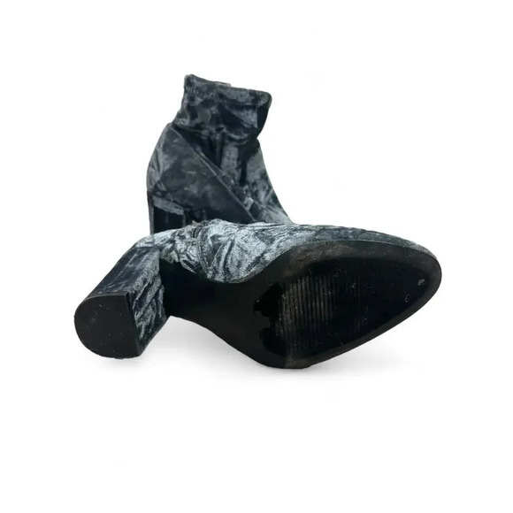 Steve Madden Ankle Booties Tight Velvet Blue Gray Size 6 1/2 Zip - Picture 7 of 11